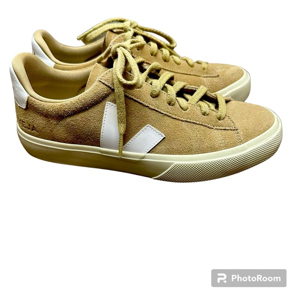 Veja Shoes - Veja Campo Suede Dune White Trainers - Women's Size 8